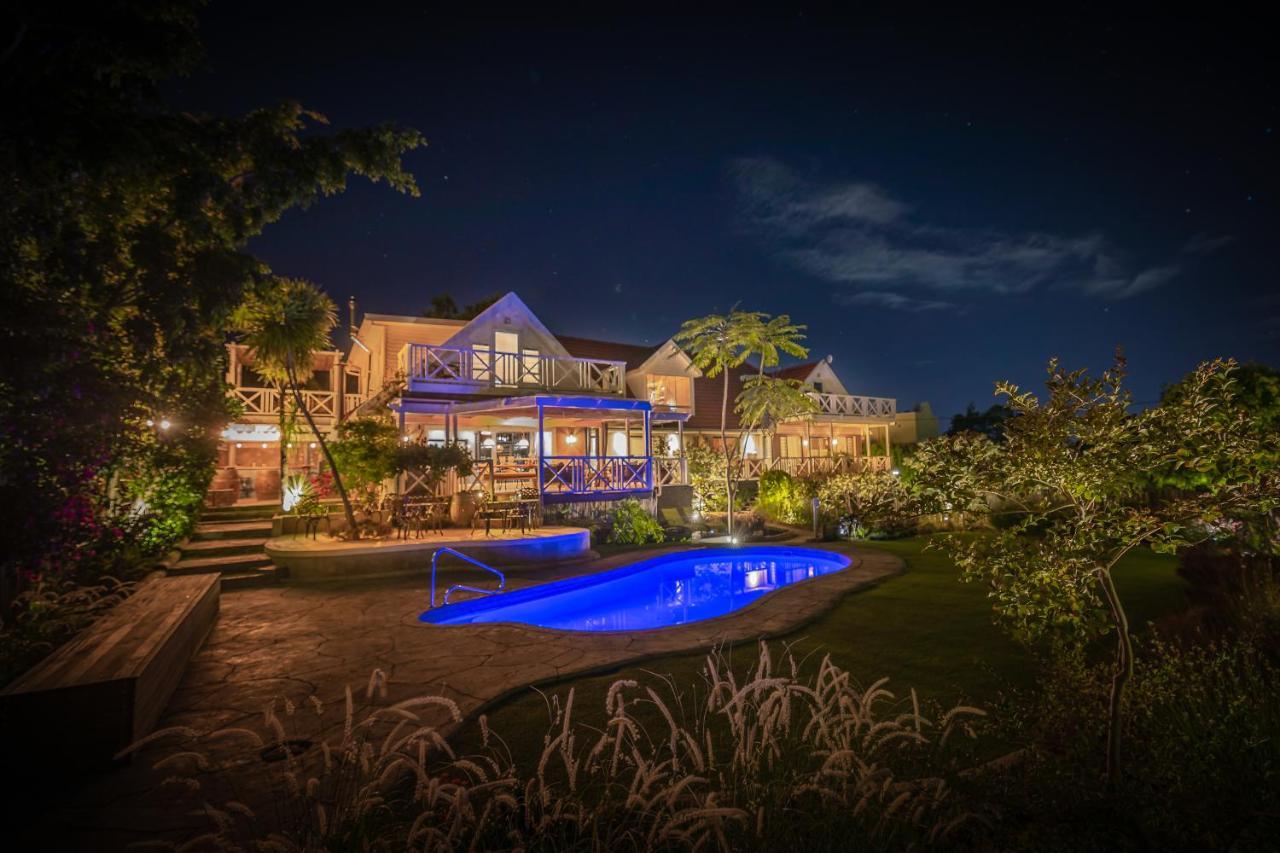 Yebo Boutique Guesthouse Somerset West Esterno foto