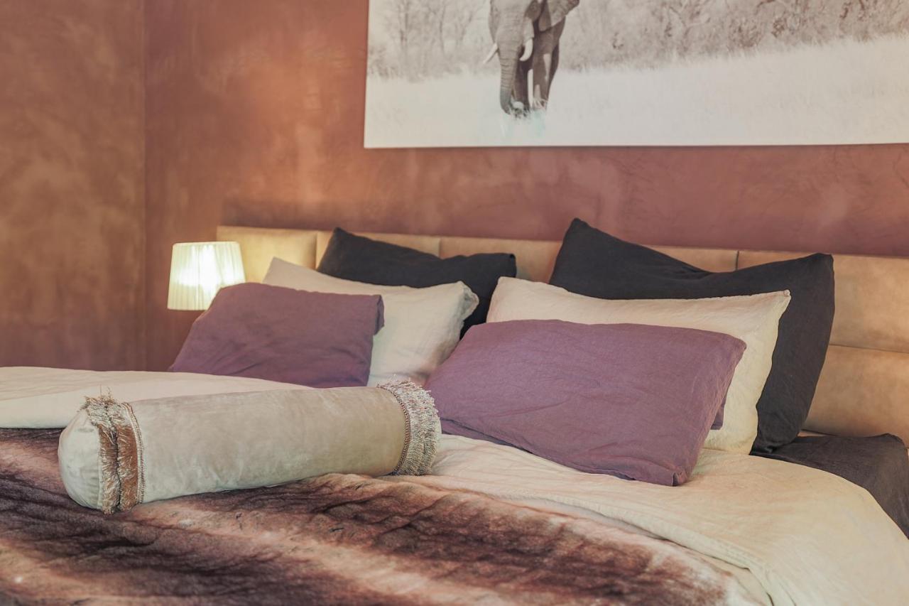 Yebo Boutique Guesthouse Somerset West Esterno foto